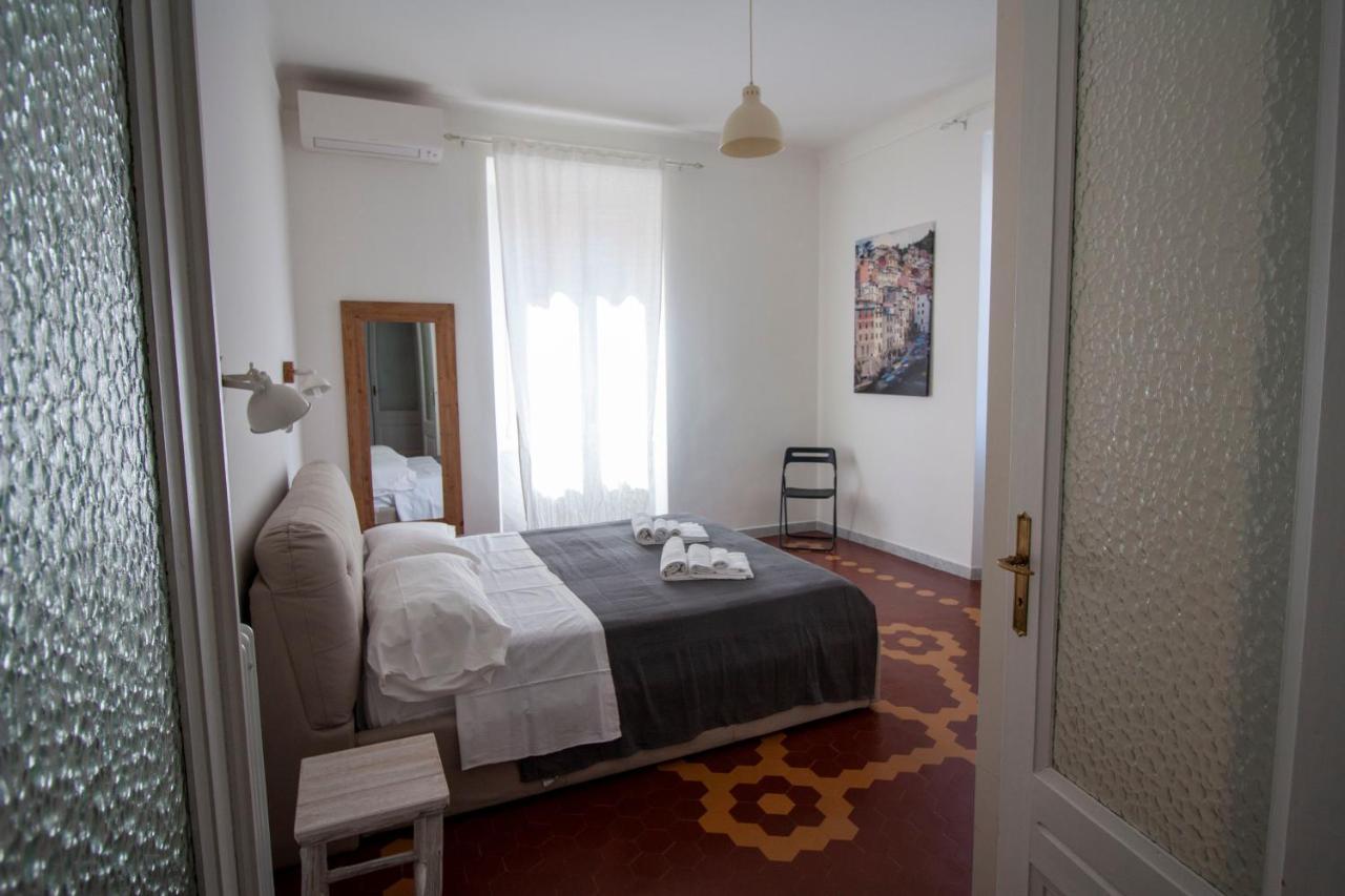 Appartement A Un Passo Dal Mare à La Spezia Extérieur photo
